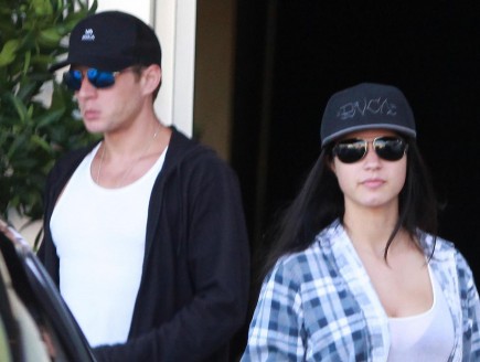 Ryan Phillippe and Alexis Knapp. Photo: ME/DS/RR/Flynetpictures.com