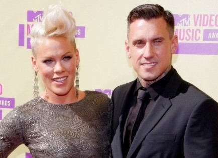 Pink and Carey Hart. Photo: David Gabber / PR Photos