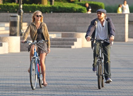 Leonardo DiCaprio and Erin Heatherton. Photo: Teach/FameFlynet Pictures